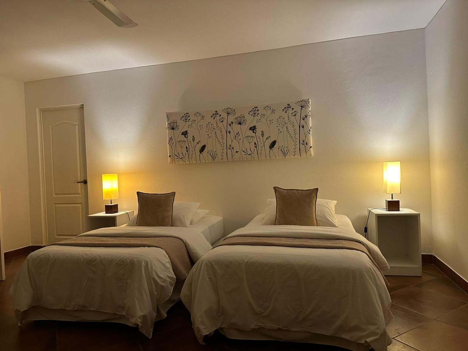 Hotel Los Palomos Lunahuaná エクステリア 写真